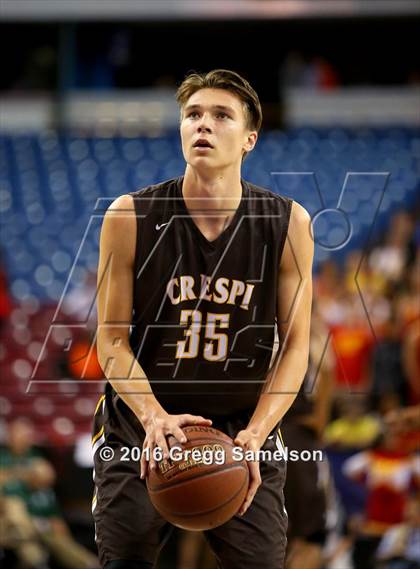 Thumbnail 3 in Berkeley vs Crespi (CIF State D1 Final) photogallery.