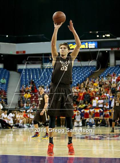Thumbnail 3 in Berkeley vs Crespi (CIF State D1 Final) photogallery.