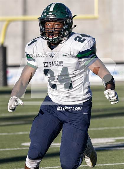 Thumbnail 3 in Rio Rancho @ Volcano Vista (NMAA 6A Semifinal) photogallery.