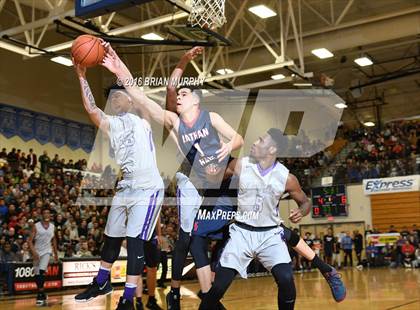 Thumbnail 3 in Nathan Hale vs. Garfield (Les Schwab Invitational) photogallery.