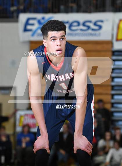Thumbnail 3 in Nathan Hale vs. Garfield (Les Schwab Invitational) photogallery.