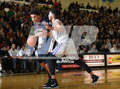 Thumbnail 1 in Nathan Hale vs. Garfield (Les Schwab Invitational) photogallery.