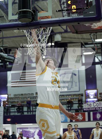 Thumbnail 3 in The Woodlands Christian Academy vs Collinsville (Prairie Farms Holiday Classic) photogallery.