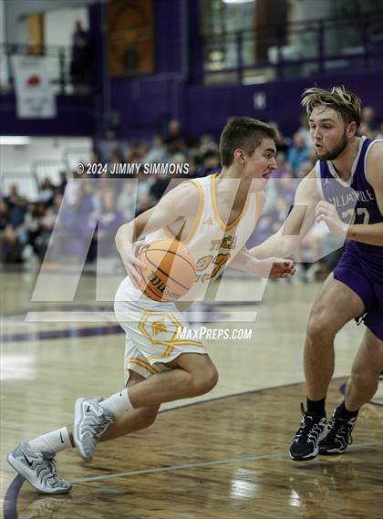 Thumbnail 2 in The Woodlands Christian Academy vs Collinsville (Prairie Farms Holiday Classic) photogallery.