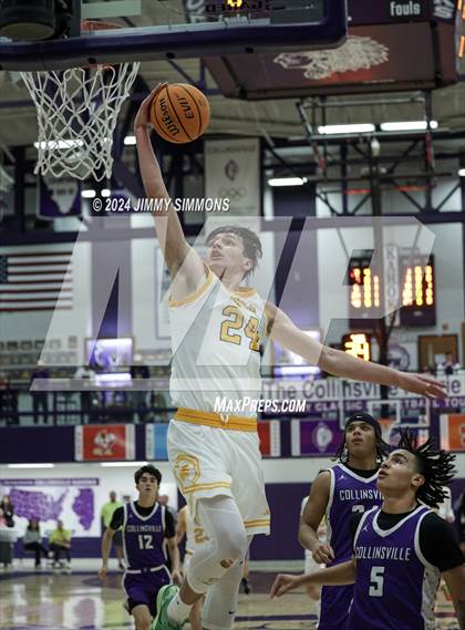Thumbnail 1 in The Woodlands Christian Academy vs Collinsville (Prairie Farms Holiday Classic) photogallery.