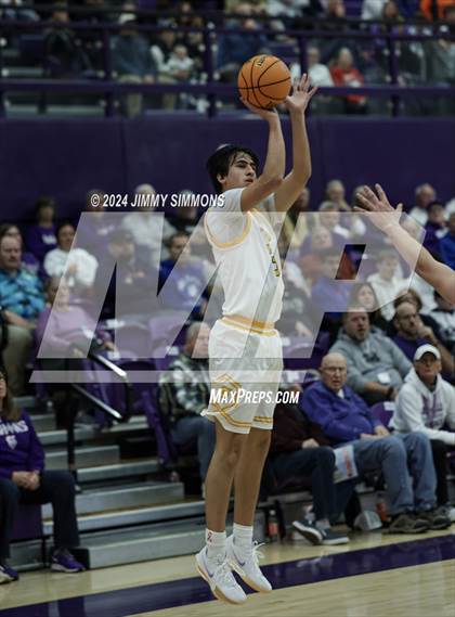 Thumbnail 1 in The Woodlands Christian Academy vs Collinsville (Prairie Farms Holiday Classic) photogallery.