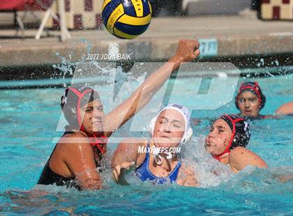 Thumbnail 3 in Gunn vs Saint Ignatius (Amanda Mac Invitational) photogallery.
