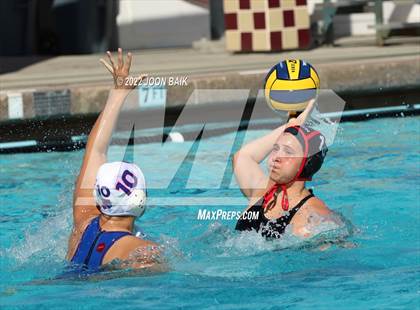 Thumbnail 3 in Gunn vs Saint Ignatius (Amanda Mac Invitational) photogallery.
