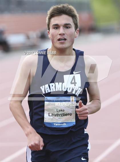 Thumbnail 3 in 50th Annual Loucks Games (Men's 3200 Meter Run) photogallery.