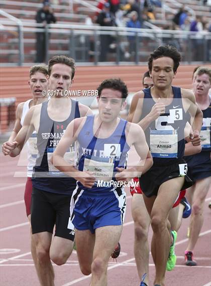 Thumbnail 1 in 50th Annual Loucks Games (Men's 3200 Meter Run) photogallery.