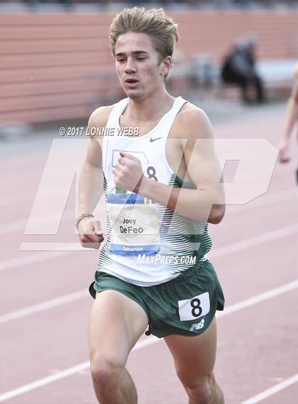 Thumbnail 3 in 50th Annual Loucks Games (Men's 3200 Meter Run) photogallery.