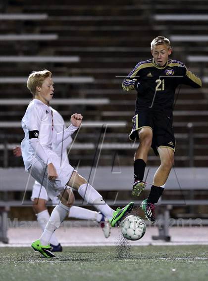 Thumbnail 1 in Smoky Hill vs. Fort Collins (CHSAA 5A 2nd Round Playoff) photogallery.