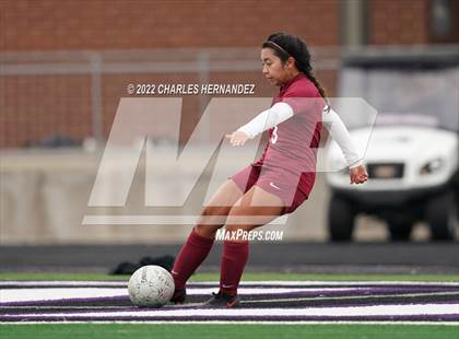 Thumbnail 2 in Cinco Ranch vs. Klein Oak (College Station Classic) photogallery.