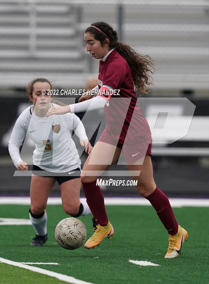 Thumbnail 2 in Cinco Ranch vs. Klein Oak (College Station Classic) photogallery.