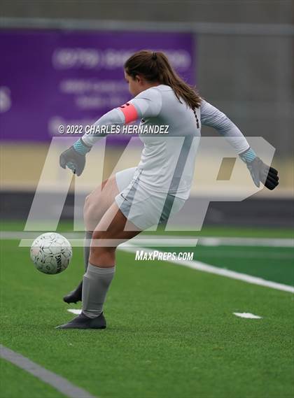 Thumbnail 2 in Cinco Ranch vs. Klein Oak (College Station Classic) photogallery.