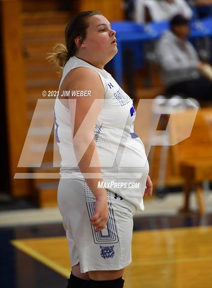 Thumbnail 3 in Cave Springs @ Braggs photogallery.