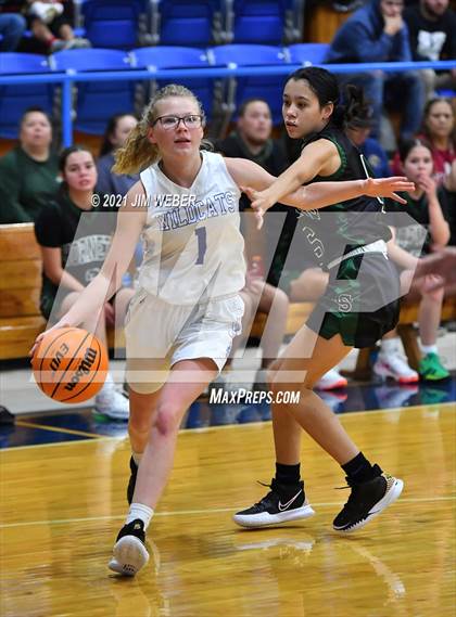 Thumbnail 2 in Cave Springs @ Braggs photogallery.