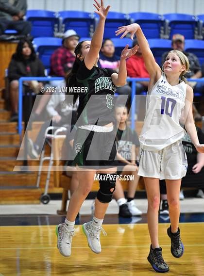 Thumbnail 1 in Cave Springs @ Braggs photogallery.