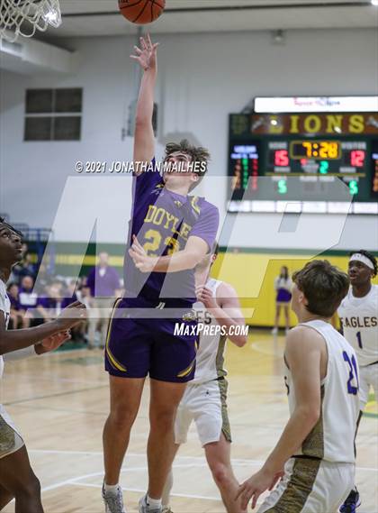 Thumbnail 1 in Live Oak vs Doyle (Livingston Parish Tournament) photogallery.