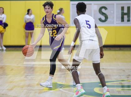 Thumbnail 2 in Live Oak vs Doyle (Livingston Parish Tournament) photogallery.
