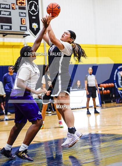 Thumbnail 1 in Monsignor Scanlan Vs Brandeis (City Is Mine Classic) photogallery.