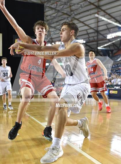 Thumbnail 1 in Union vs. Kennedy Catholic (WIAA 4A Quarterfinal)  photogallery.