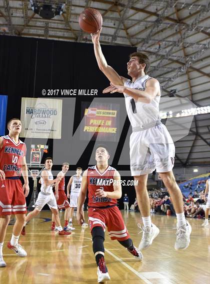 Thumbnail 3 in Union vs. Kennedy Catholic (WIAA 4A Quarterfinal)  photogallery.