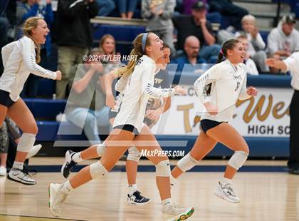 Thumbnail 1 in Lebanon vs. Tri-West Hendricks (IHSAA 3A Sectional Final) photogallery.