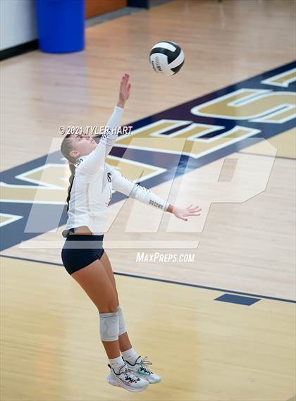 Thumbnail 2 in Lebanon vs. Tri-West Hendricks (IHSAA 3A Sectional Final) photogallery.