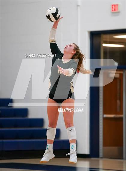 Thumbnail 1 in Lebanon vs. Tri-West Hendricks (IHSAA 3A Sectional Final) photogallery.