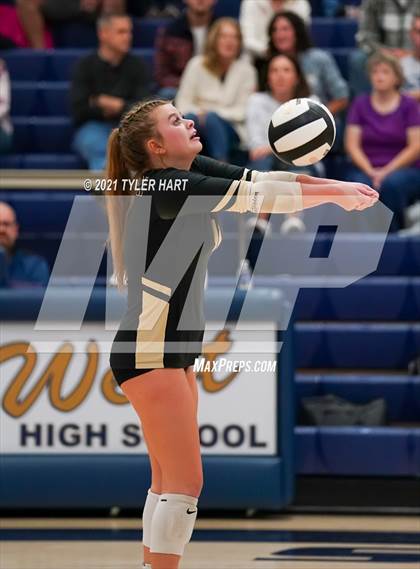 Thumbnail 3 in Lebanon vs. Tri-West Hendricks (IHSAA 3A Sectional Final) photogallery.