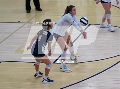 Thumbnail 2 in Lebanon vs. Tri-West Hendricks (IHSAA 3A Sectional Final) photogallery.