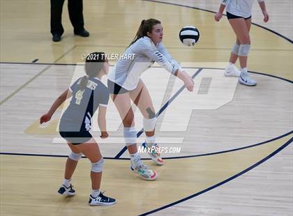 Thumbnail 3 in Lebanon vs. Tri-West Hendricks (IHSAA 3A Sectional Final) photogallery.