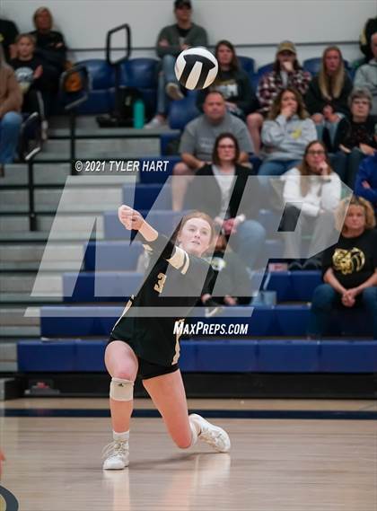 Thumbnail 1 in Lebanon vs. Tri-West Hendricks (IHSAA 3A Sectional Final) photogallery.