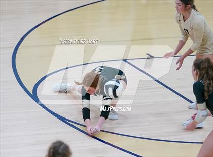 Thumbnail 3 in Lebanon vs. Tri-West Hendricks (IHSAA 3A Sectional Final) photogallery.