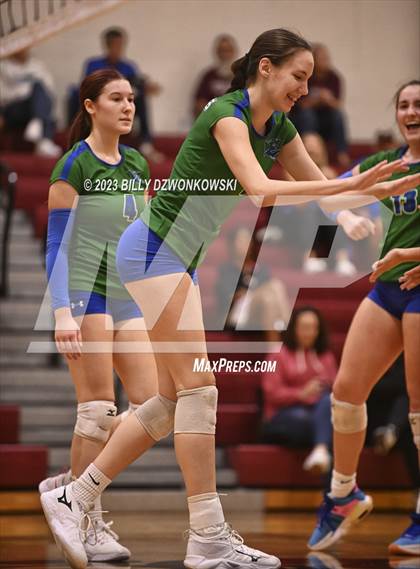 Thumbnail 3 in Bonita Springs @ Braden River (FHSAA 5A Region 3 Quarterfinal) photogallery.