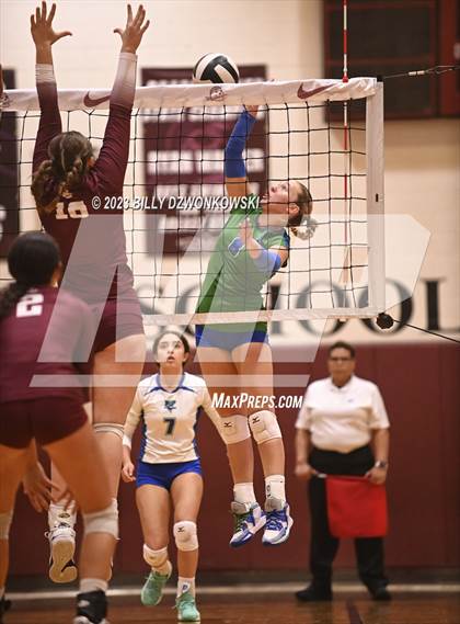 Thumbnail 1 in Bonita Springs @ Braden River (FHSAA 5A Region 3 Quarterfinal) photogallery.
