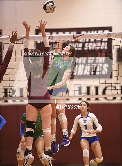 Thumbnail 2 in Bonita Springs @ Braden River (FHSAA 5A Region 3 Quarterfinal) photogallery.