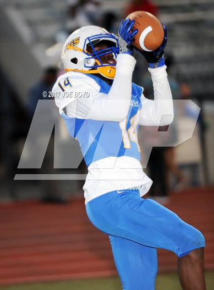 Thumbnail 3 in Lee @ Jemison photogallery.