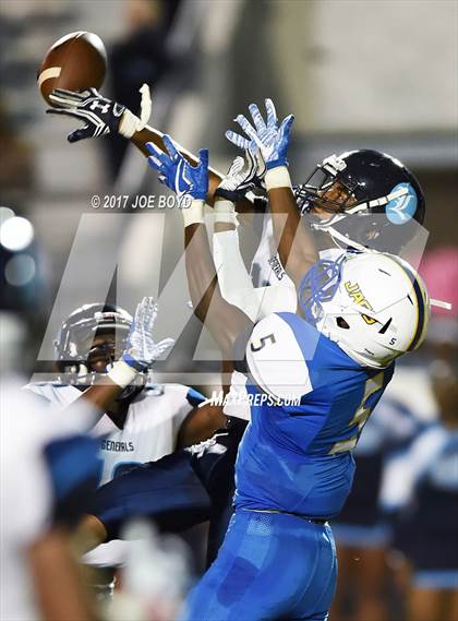 Thumbnail 3 in Lee @ Jemison photogallery.