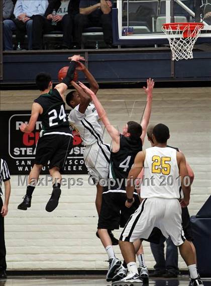 Thumbnail 1 in Miramonte vs. Bishop O'Dowd (CIF NCS D3 Final) photogallery.