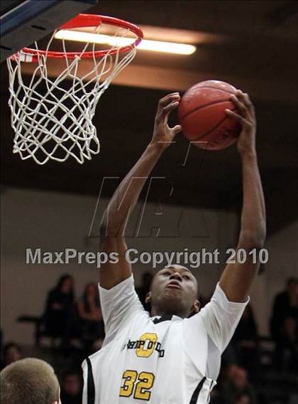 Thumbnail 1 in Miramonte vs. Bishop O'Dowd (CIF NCS D3 Final) photogallery.