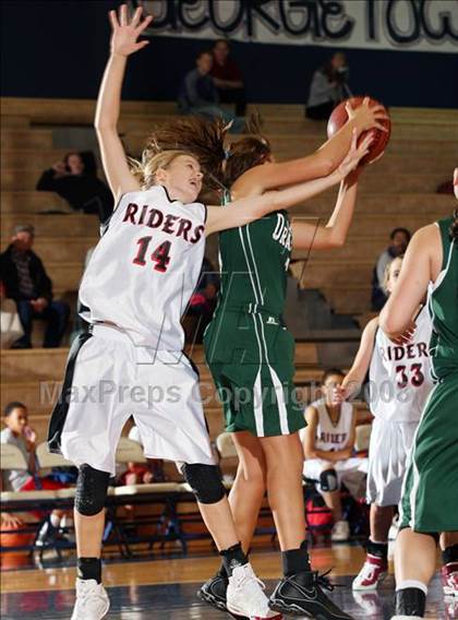 Thumbnail 2 in Carroll @ THESA (Georgetown Jack Frost Invitational) photogallery.