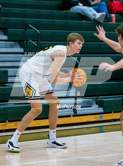 Thumbnail 2 in Murray vs. Wasatch (Utah Autism Holiday Classic) photogallery.