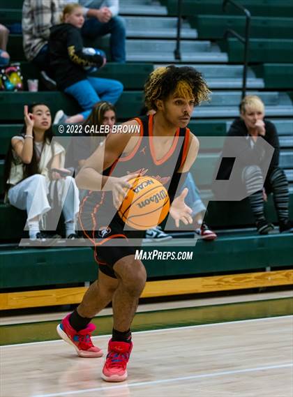 Thumbnail 2 in Murray vs. Wasatch (Utah Autism Holiday Classic) photogallery.