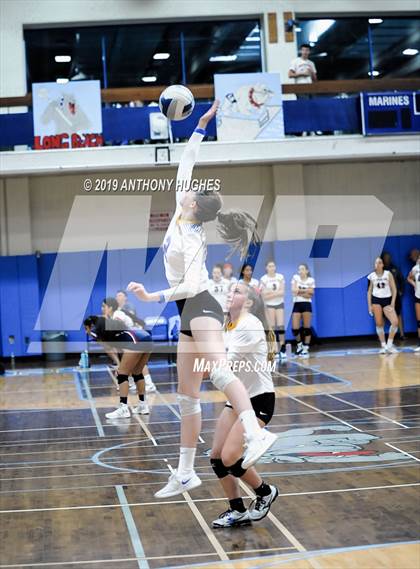 Thumbnail 3 in Kellenberg Memorial vs. Long Beach (Long Beach Invitational) photogallery.