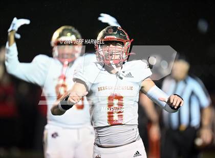 Thumbnail 3 in Bergen Catholic @ Washington photogallery.