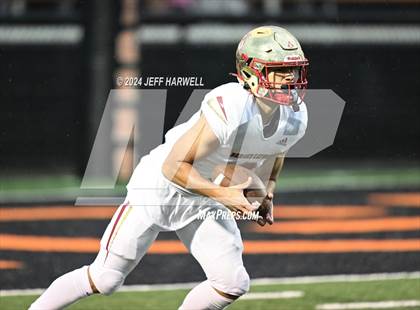 Thumbnail 3 in Bergen Catholic @ Washington photogallery.