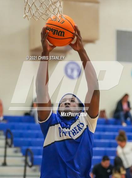 Thumbnail 2 in Coronado @ Paradise Honors (Panthers Hoops Classic) photogallery.