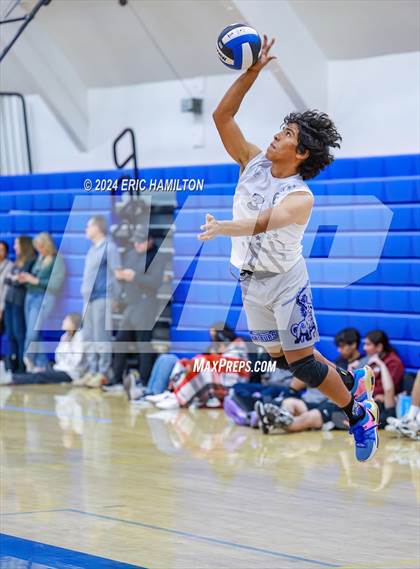 Thumbnail 1 in Culver City vs. Bishop Alemany (Culver City Invitational) photogallery.